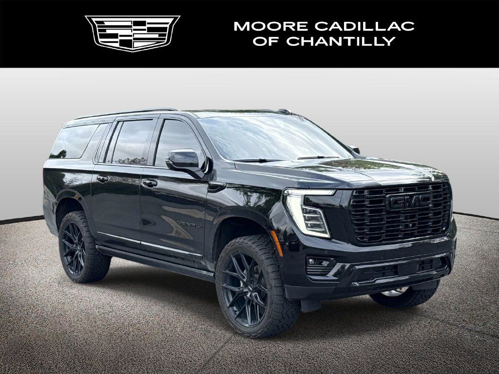 Used 2025 GMC Yukon XL Denali w/ Sun & Power Step Package AWD/4WD image 1