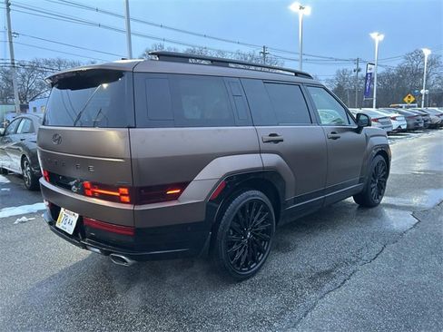 Used 2024 Hyundai Santa Fe Calligraphy image 3