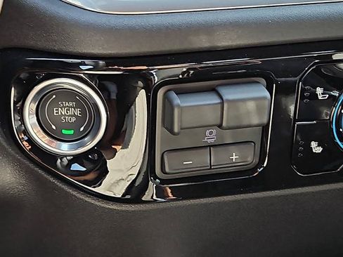 New 2026 GMC Sierra 1500 Elevation AWD/4WD image 18