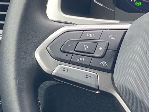 Certified 2023 Volkswagen Atlas Cross Sport SEL image 3