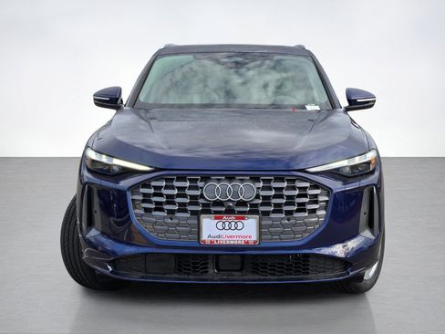 New 2025 Audi Q5 Premium Plus AWD/4WD image 2