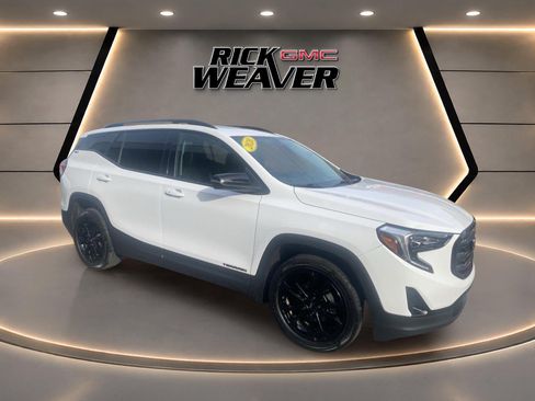 Used 2020 GMC Terrain SLT w/ Preferred Package AWD/4WD image 11