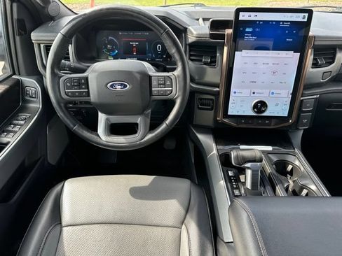 Used 2022 Ford F150 Lightning Lariat AWD/4WD image 16