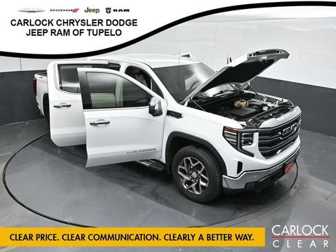 Used 2022 GMC Sierra 1500 SLT w/ SLT Premium Plus Package AWD/4WD image 50