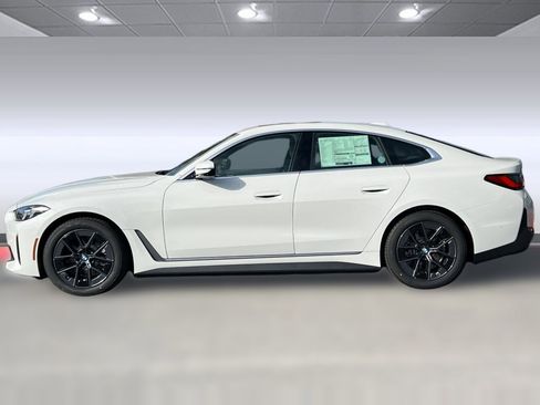 Used 2025 BMW i4 eDrive40 w/ Premium Package RWD image 2