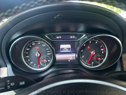 Used 2019 Mercedes-Benz GLA 250 4MATIC image 44