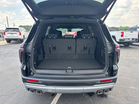 New 2026 Chevrolet Traverse LT w/ Enhanced Driving Package FWD image 19