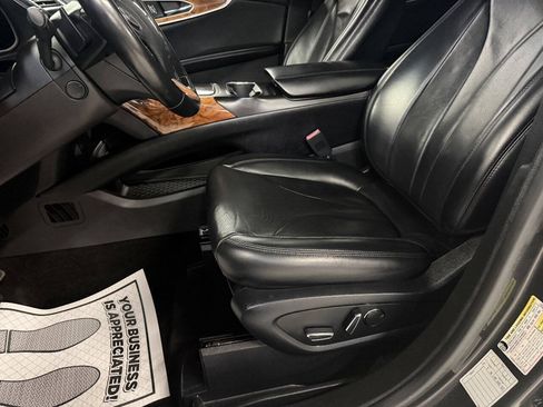 Used 2018 Lincoln MKX Reserve FWD image 11