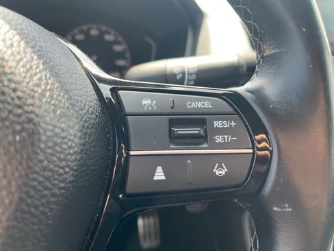 Used 2023 Honda Civic Sport image 21