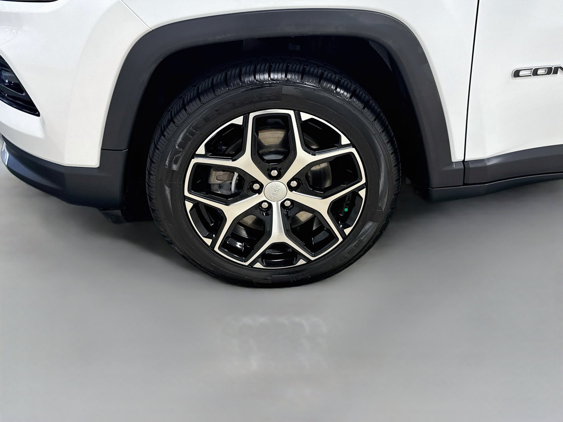 Used 2024 Jeep Compass Limited AWD/4WD image 28