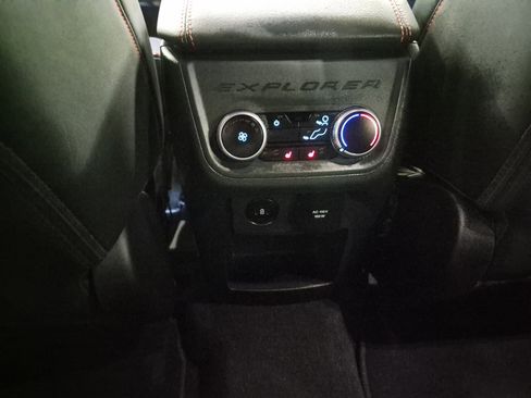 Used 2025 Ford Explorer ST-Line w/ Premium Package RWD image 20