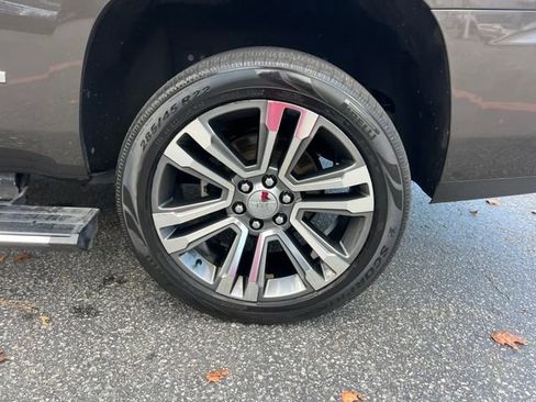 Used 2020 GMC Yukon Denali w/ Denali Ultimate Package image 41