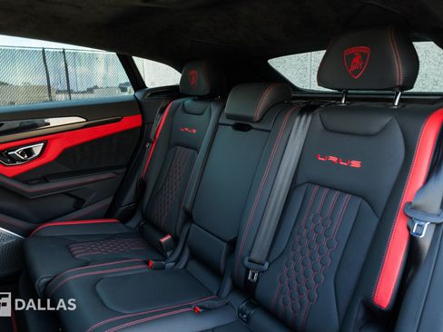 Used 2023 Lamborghini Urus S AWD/4WD image 33