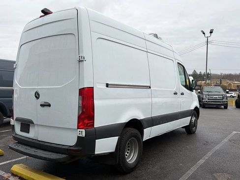 Used 2019 Mercedes-Benz Sprinter 144 image 7