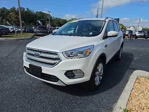 Used 2017 Ford Escape Titanium w/ Equipment Group 301A AWD/4WD image 2
