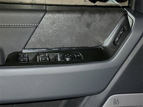 New 2025 Ford F150 XLT w/ Equipment Group 303A High image 12