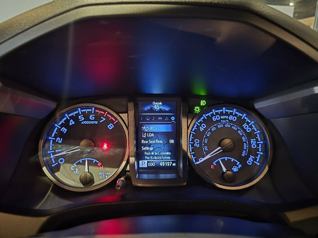 Used 2023 Toyota Tacoma TRD Pro AWD/4WD image 13