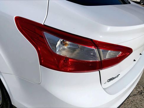 Used 2012 Ford Focus SE image 28