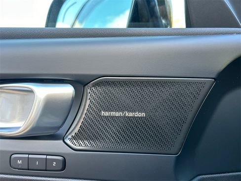 New 2026 Volvo XC40 B5 Ultra w/ Climate Package image 22