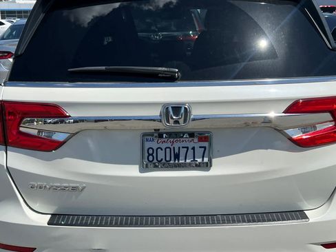 Used 2018 Honda Odyssey EX-L image 19