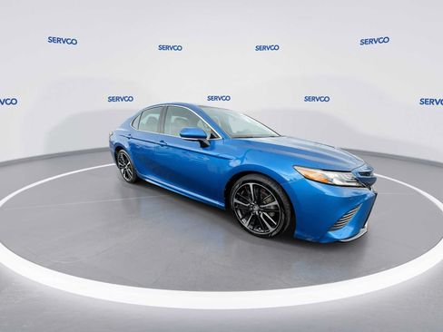 Used 2019 Toyota Camry XSE FWD image 2