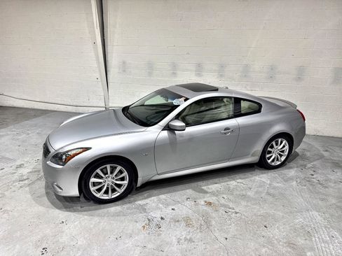 Used 2014 INFINITI Q60 Journey w/ Premium Package RWD image 23