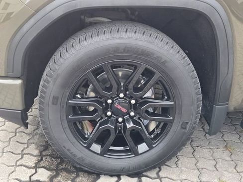 Used 2023 GMC Sierra 1500 Elevation w/ Elevation Premium Package image 12