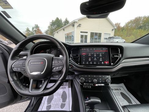 Used 2024 Dodge Durango GT image 43