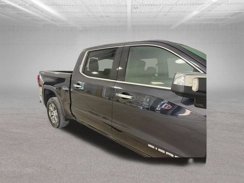 Used 2025 GMC Sierra 1500 SLT AWD/4WD image 13