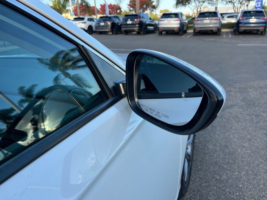Used 2024 Honda Accord EX image 37