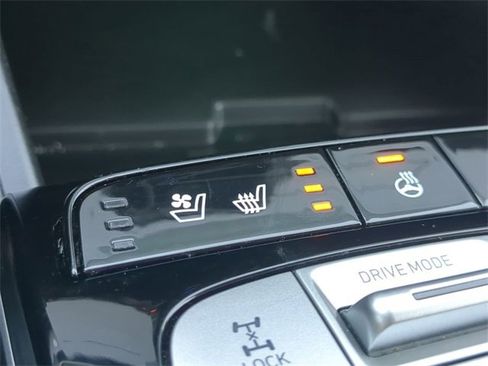 Used 2023 Hyundai Tucson Limited image 23