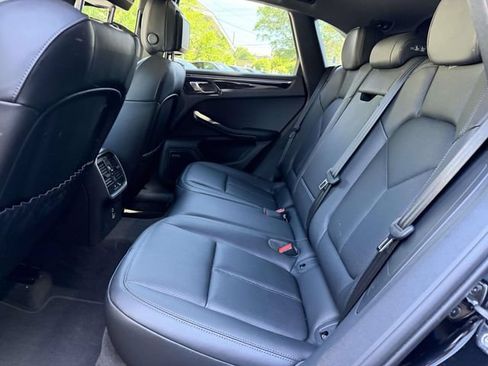 Used 2026 Porsche Macan AWD/4WD image 15
