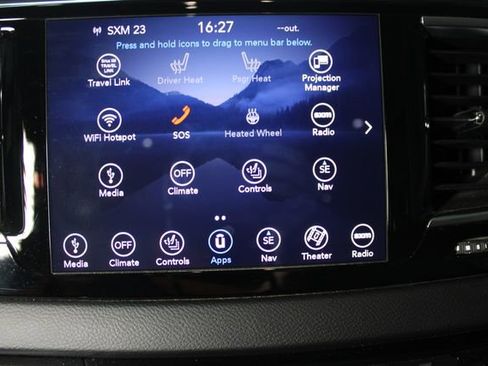 Used 2018 Chrysler Pacifica Touring-L Plus w/ Tire & Wheel Group FWD image 19