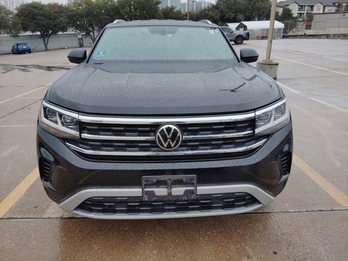 Used 2022 Volkswagen Atlas Cross Sport SE image 4