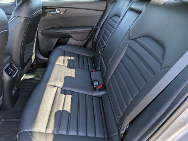 Used 2024 Kia Forte GT-Line w/ GT-Line Premium Package FWD image 11