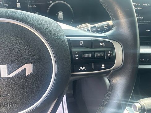 Used 2024 Kia Sportage SX FWD image 17