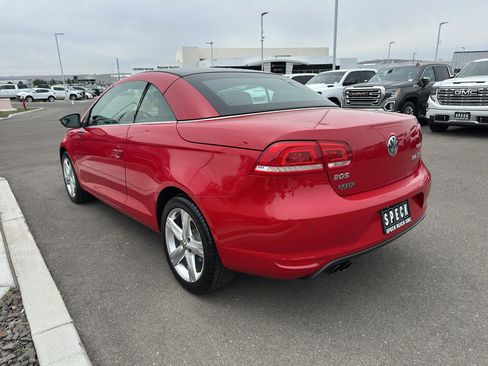 Used 2012 Volkswagen Eos Lux FWD image 3