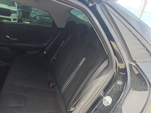 Used 2023 Hyundai Elantra SEL w/ Convenience Package FWD image 43
