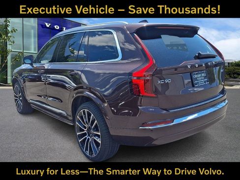 Certified 2026 Volvo XC90 B6 Plus w/ Protection Package Premier AWD/4WD image 4