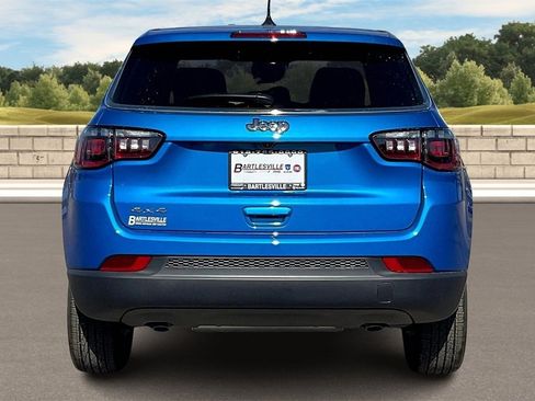 New 2025 Jeep Compass Sport image 4