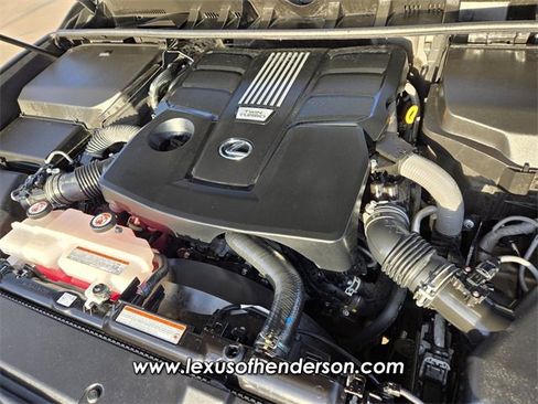 Used 2024 Lexus LX 600 4WD w/ Luxury Package image 20