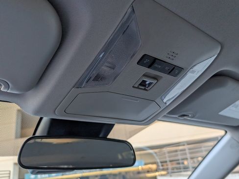 Used 2025 Toyota RAV4 LE image 17