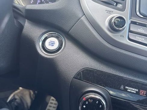 Used 2017 Hyundai Tucson Night image 17