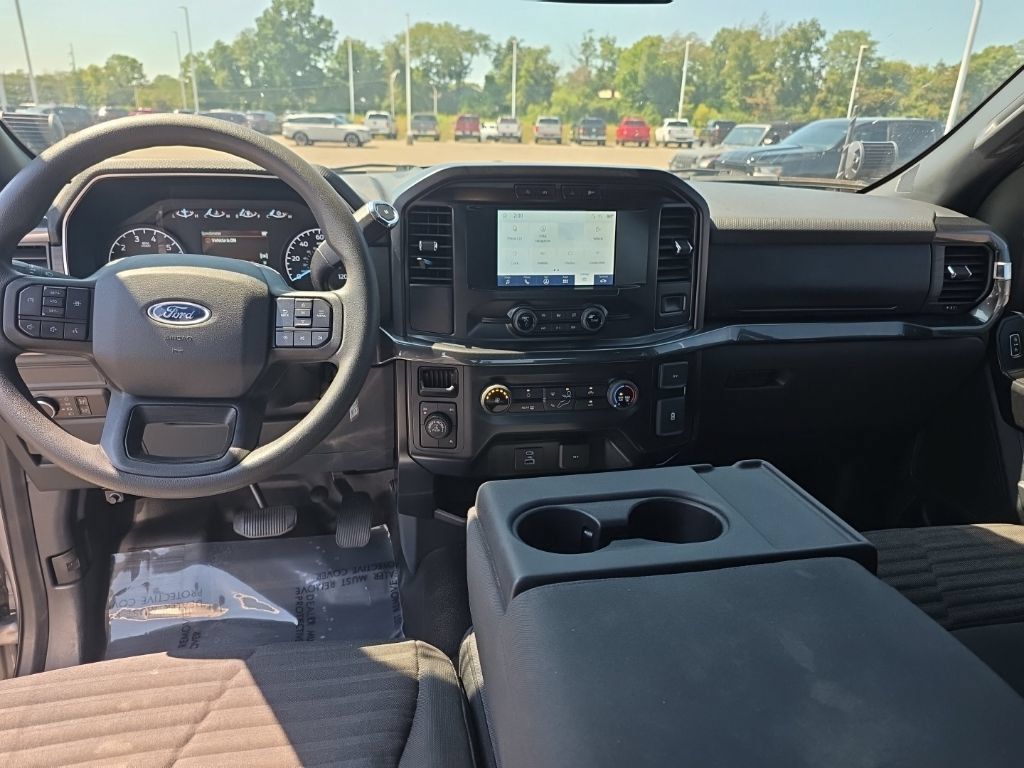 Used 2021 Ford F150 XL w/ STX Appearance Package AWD/4WD image 13