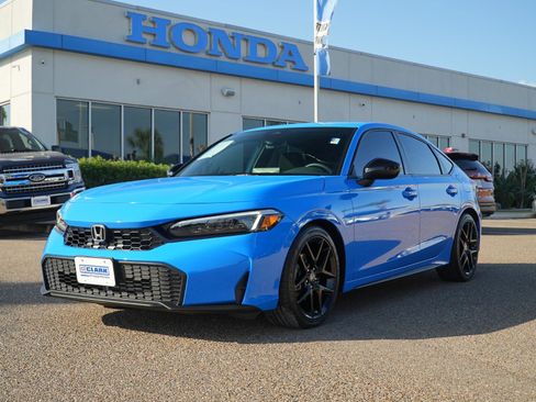 Used 2025 Honda Civic Sport image 1
