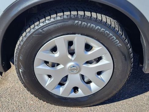 Used 2019 Nissan Rogue Sport S image 9