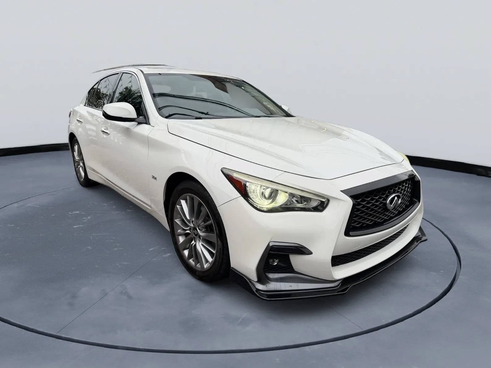 Used 2018 INFINITI Q50 Luxe AWD/4WD image 8