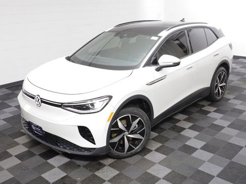 Used 2023 Volkswagen ID.4 Pro S image 2