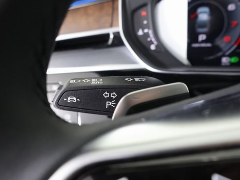 New 2026 Audi A8 L 3.0T image 33