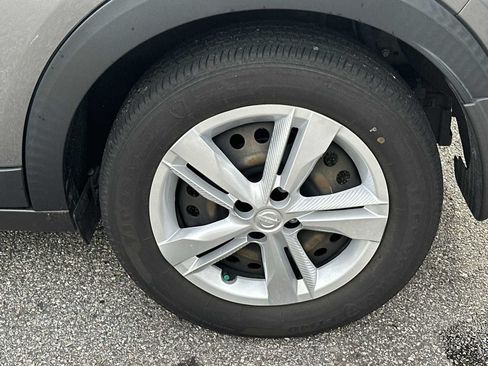 Used 2024 Nissan Kicks S FWD image 12